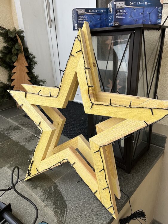Großen HolzStern für Weihnachten selber bauen